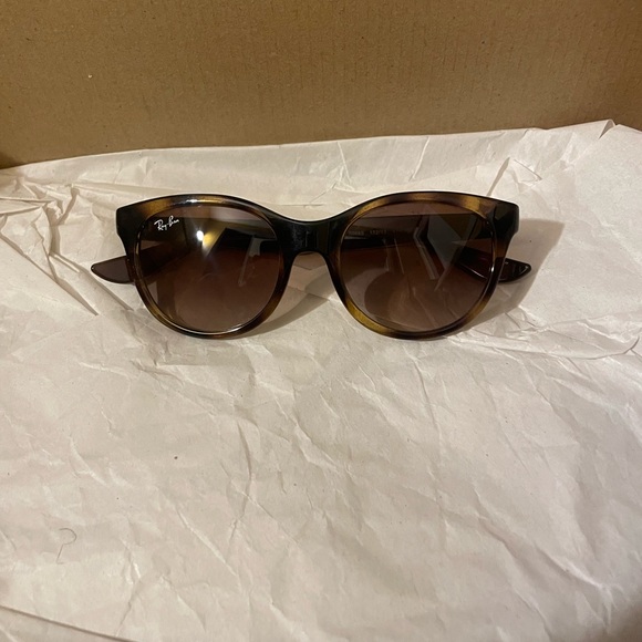 Ray-Ban Other - Ray-Ban Brown Sunglasses Classic Accessories